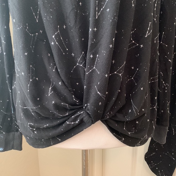 STARS ABOVE BRAND NEW SIZE SMALL TWO PIECE THERMAL SET - Picture 4 of 13